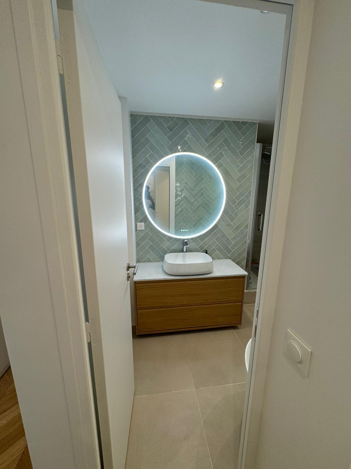 Salle de bain complète rénovée Île-de-France artisan RGE